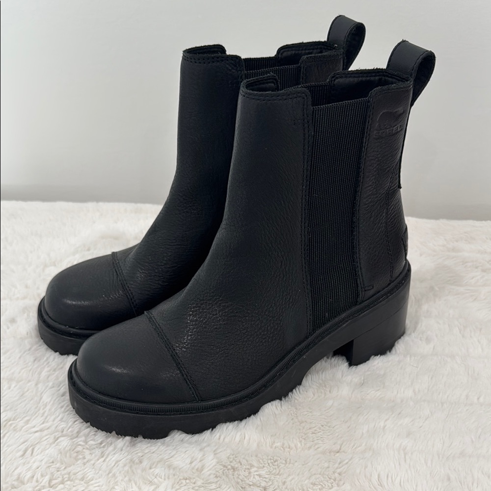 Sorel Chelsea Boots